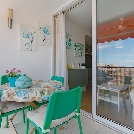 Lovely Cristianos Apartment *